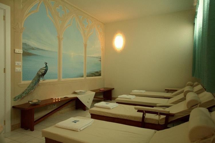 Hotel Resort Portoselvaggio Сант-Исидоро Экстерьер фото